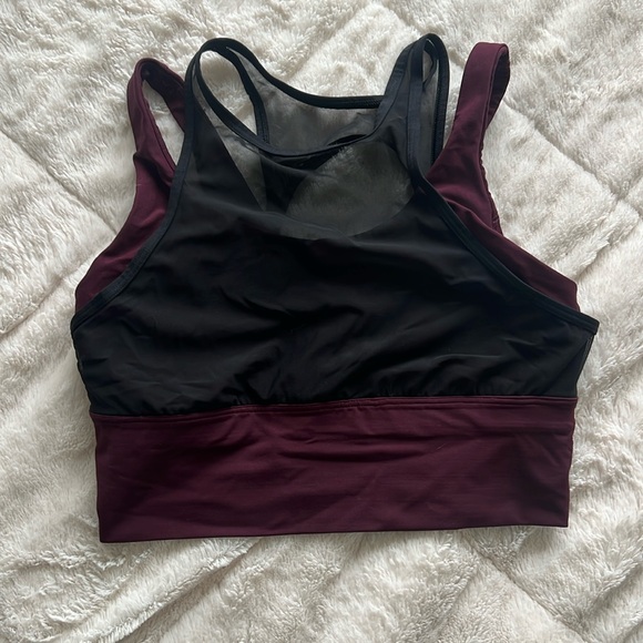 lululemon athletica Other - Lulu sportsbra, size 4, mesh overlay